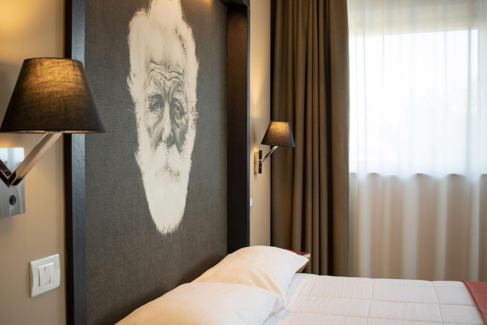 Hotel Dimorae Rooms And Suites - Apartments Чивитанова Марке Екстериор снимка