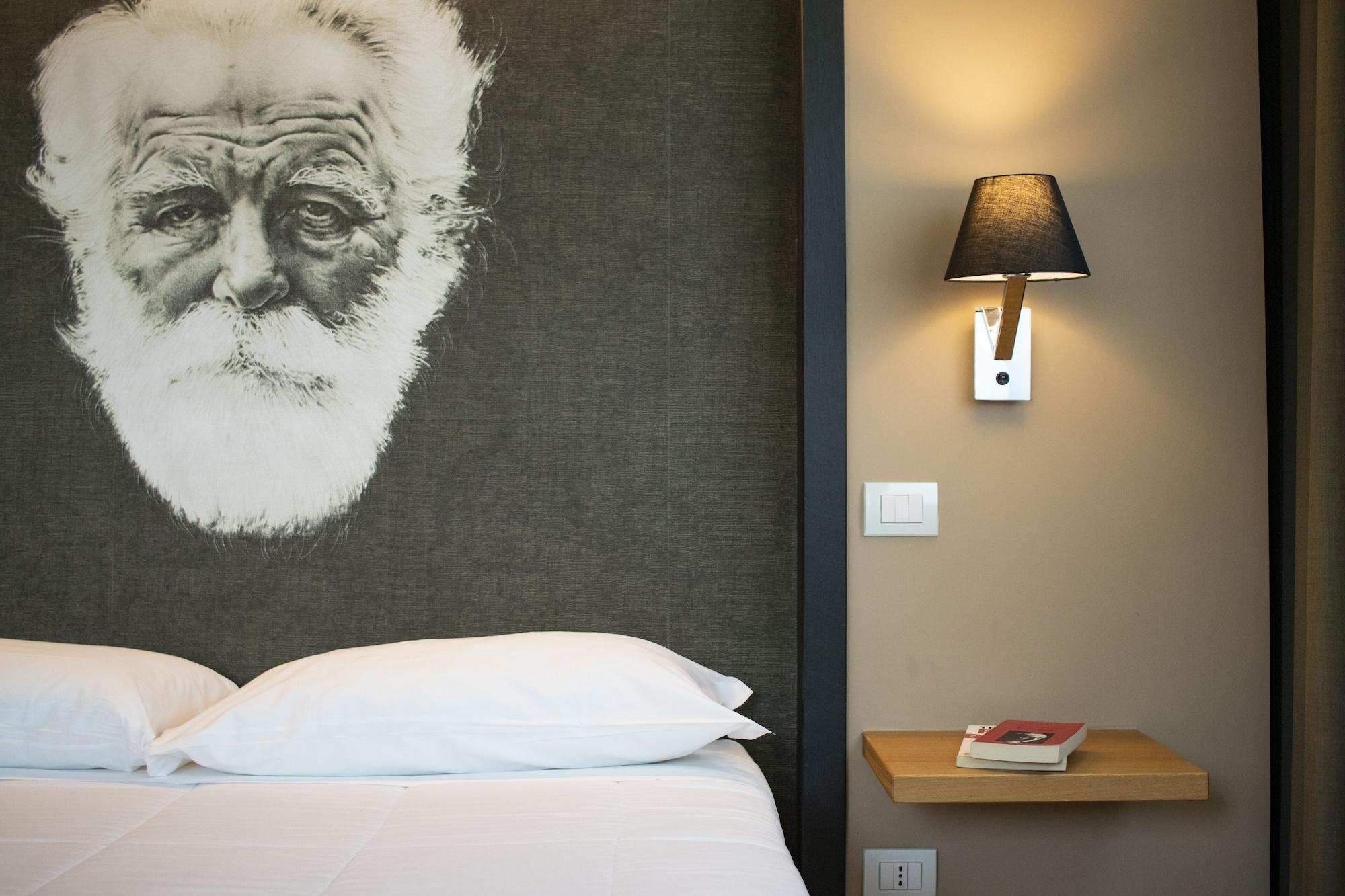 Hotel Dimorae Rooms And Suites - Apartments Чивитанова Марке Екстериор снимка